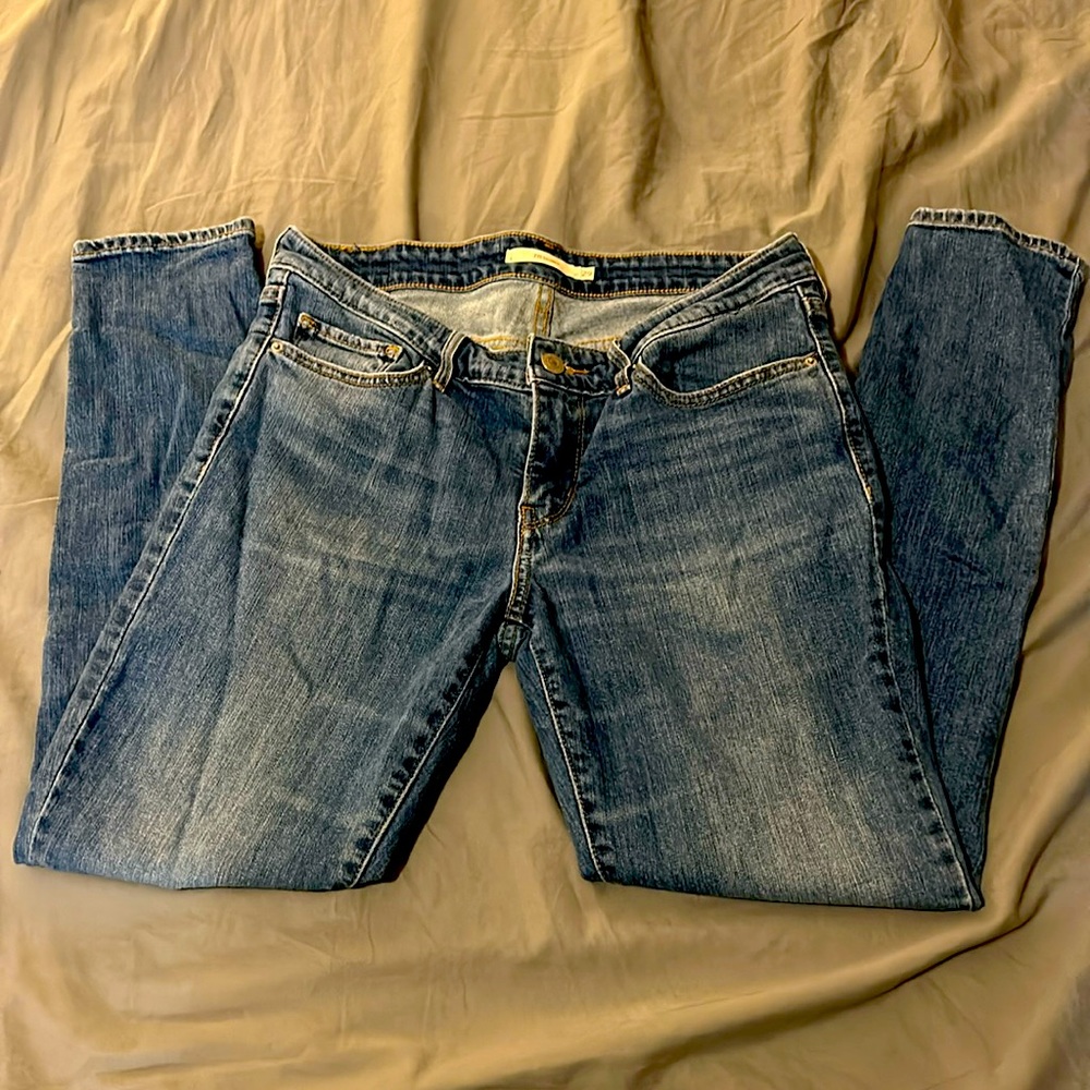Levi’s women’s 711 skinny 29